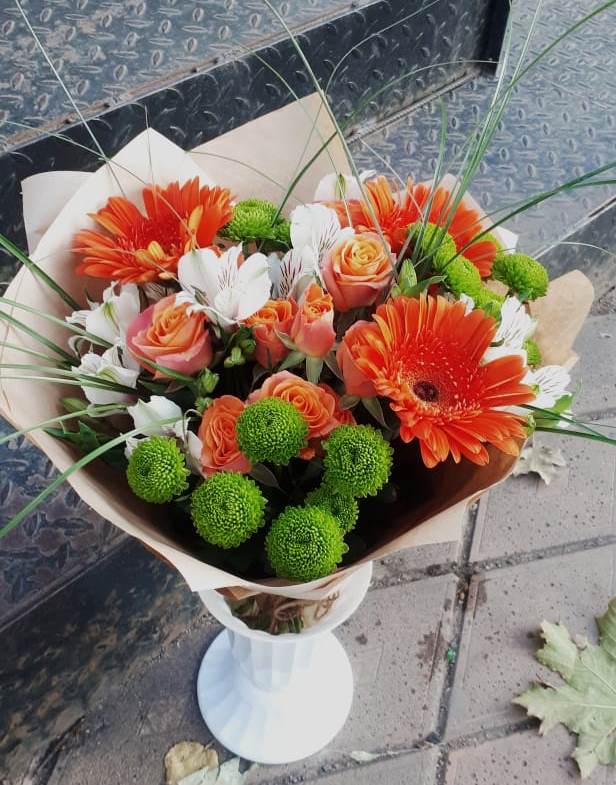 Букет цветов из: Герберы, Хризантемы, Альстромерии и Розы в Соболево