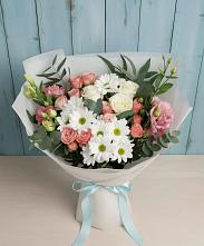 Букет цветов из:  Розы, Лизиантусы и Хризантемы в Соболево
