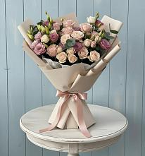 Букет цветов из:  Розы и Лизиантусы в Соболево