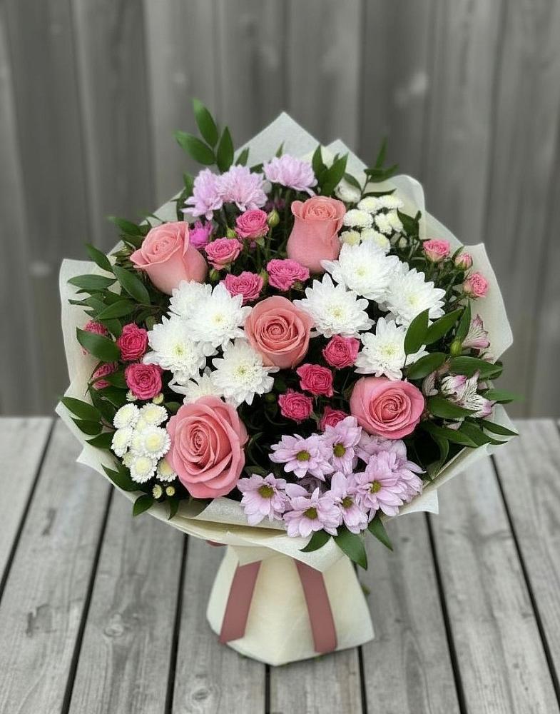 Букет цветов из: Альстромерии, Гвоздики, Розы и Хризантемы в Соболево