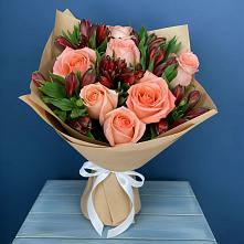 Букет цветов из:  Розы и Альстромерии в Соболево