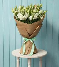 Букет цветов из:  Лизиантусы в Соболево