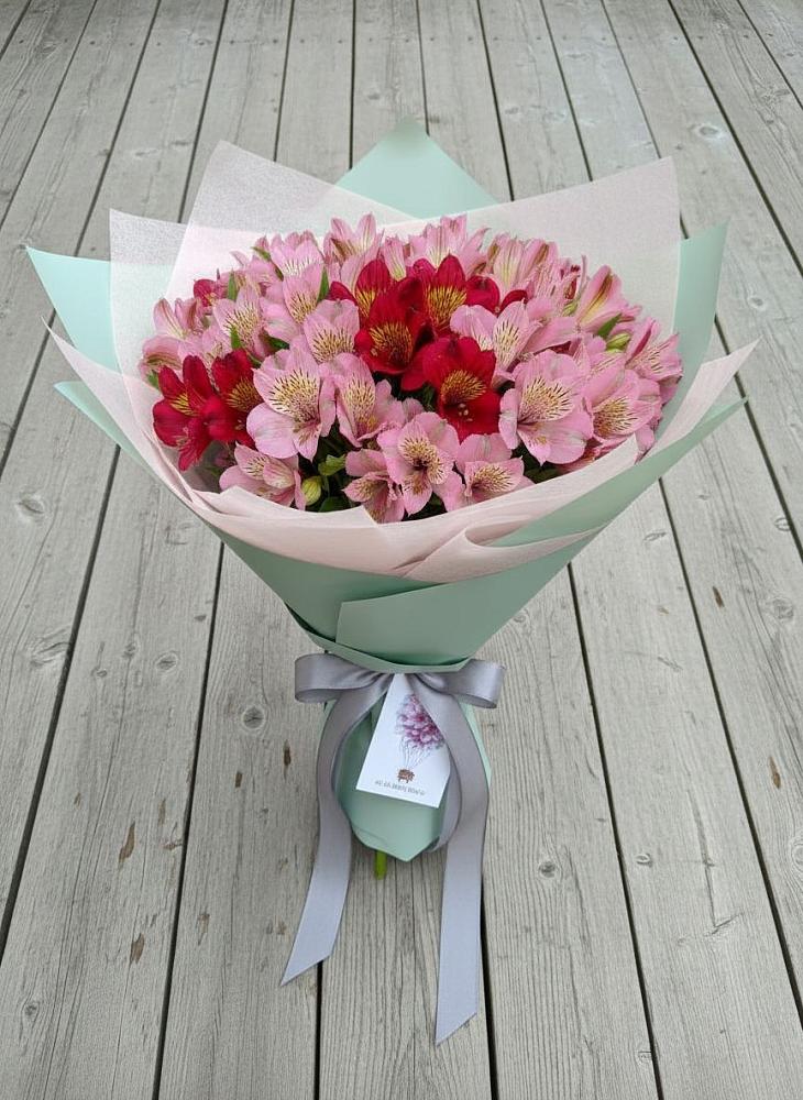 Букет цветов из: Альстромерии в Соболево