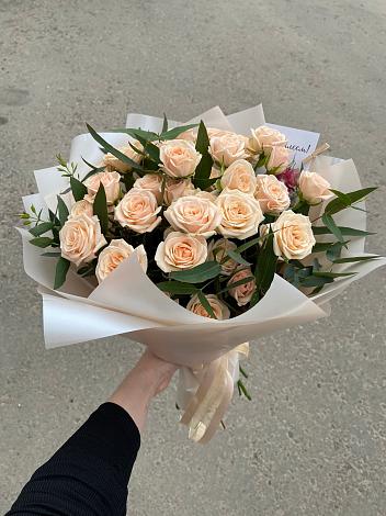 Букет Кремовые розы Латте в Соболево