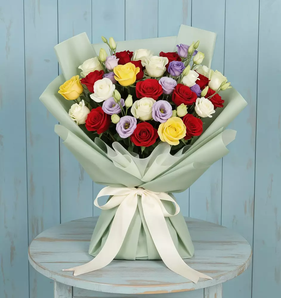 Букет цветов из: Розы в Соболево