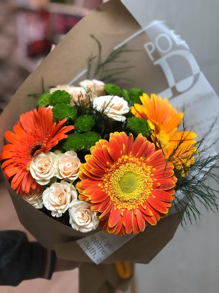 Букет цветов из: Герберы, Хризантемы и Розы в Соболево