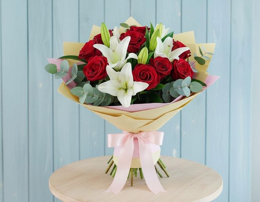 Букет цветов из: Лилии и Розы в Соболево
